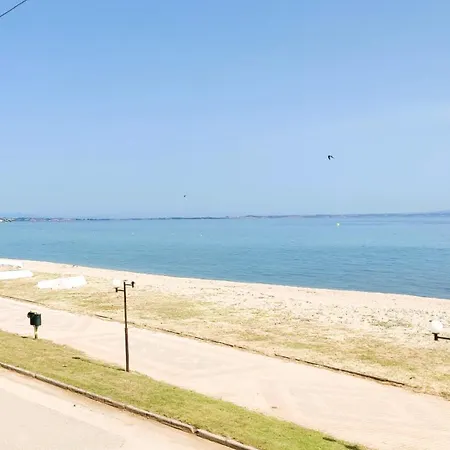 In Front Of The Sea Apartment
